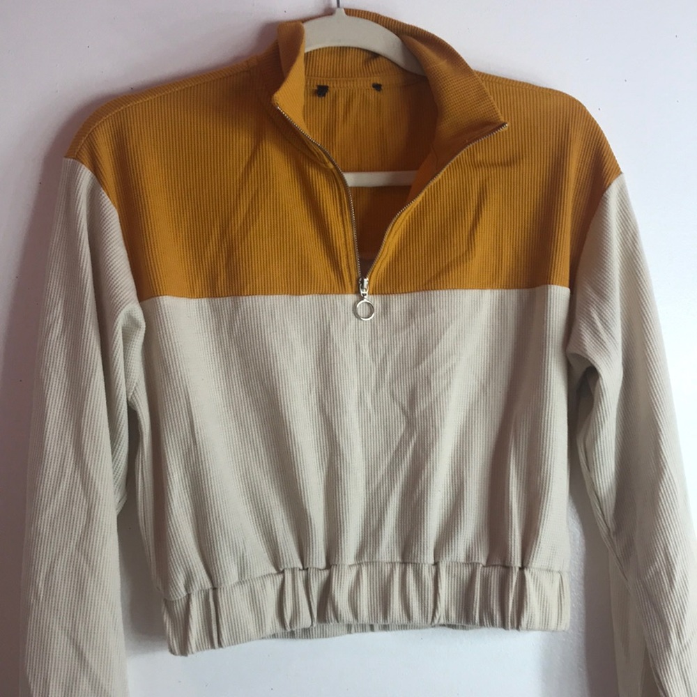 Yellow color block sweatshirt